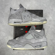 Jordan 4 Retro Kaws