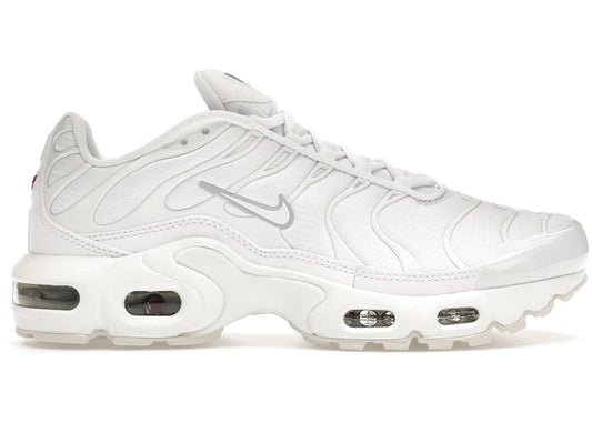 Nike Air Max Plus White Metallic Silver (GS) *yellowing* - Kicks Collective PA - Nike - CW7044-100 - Kid's Shoes - 5.5Y - Brand New
