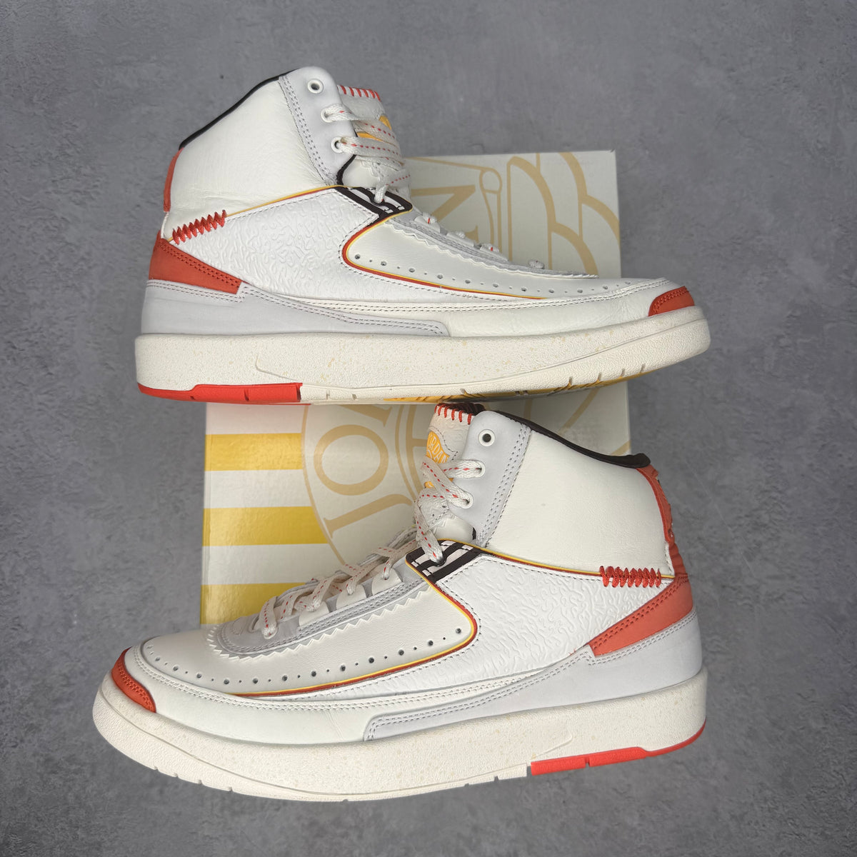 Jordan 2 Retro SP Maison Chateau Rouge *pre-owned* SIZE 9