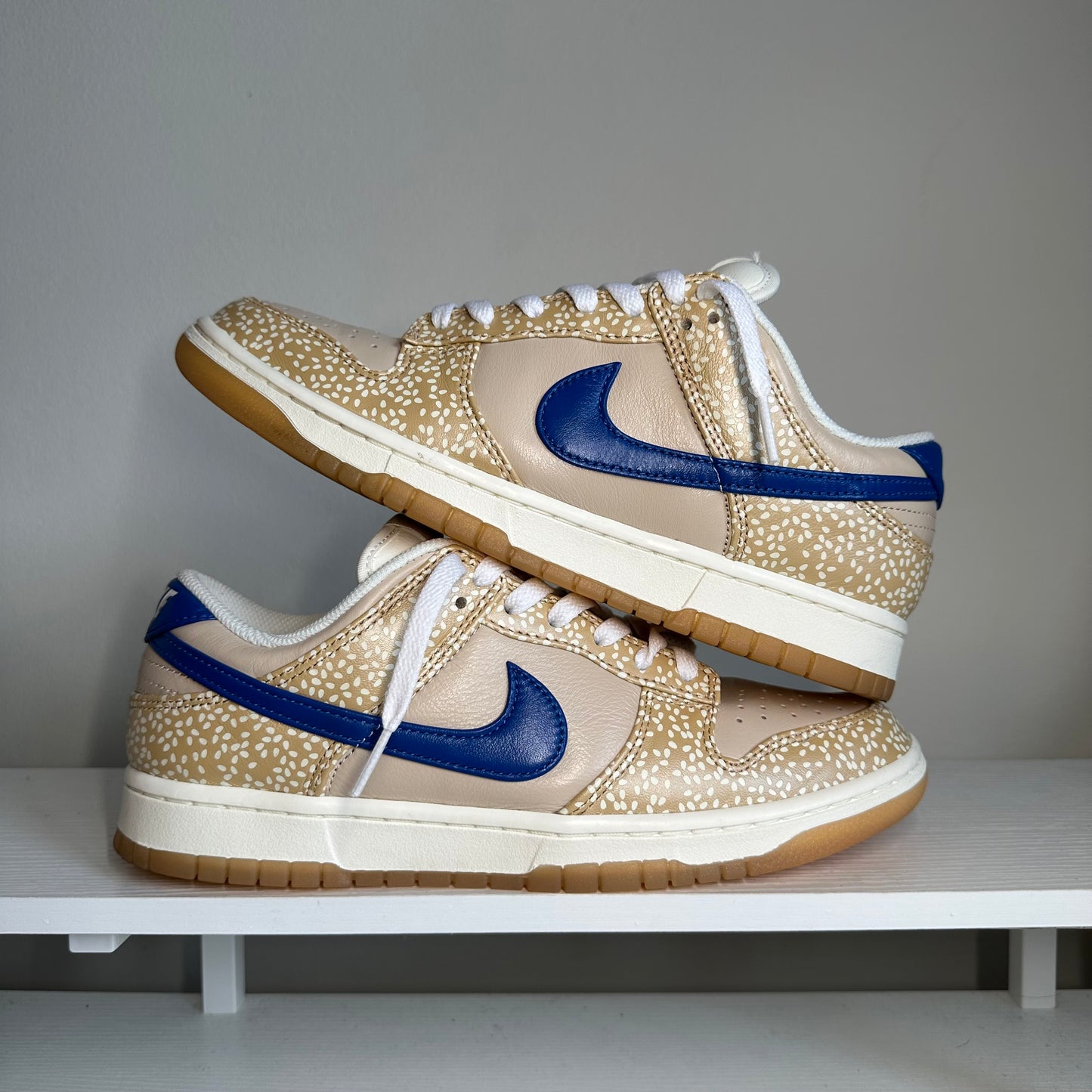 Nike Dunk Low Montreal Bagel Sesame *pre-owned* (SIZE 9)