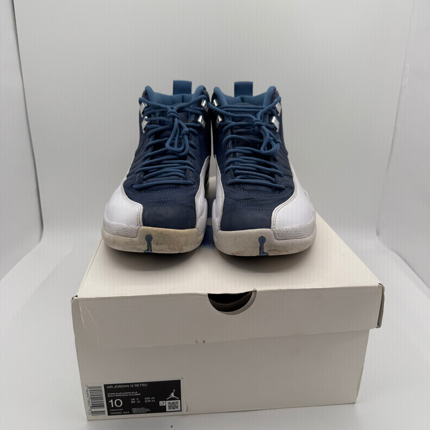 Jordan 12 Retro Indigo *pre-owned* (SIZE 10)