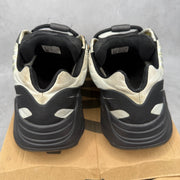 adidas Yeezy Boost 700 MNVN Blue Tint *pre-owned* SIZE 9