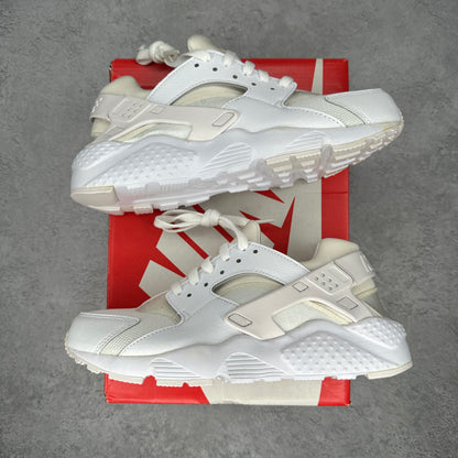 Nike Air Huarache Run White Pure Platinum (GS) *pre-owned* SIZE 6.5Y