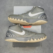 Nike Kyrie 1 Wolf Grey 9.5 (Pre-Owned) - back