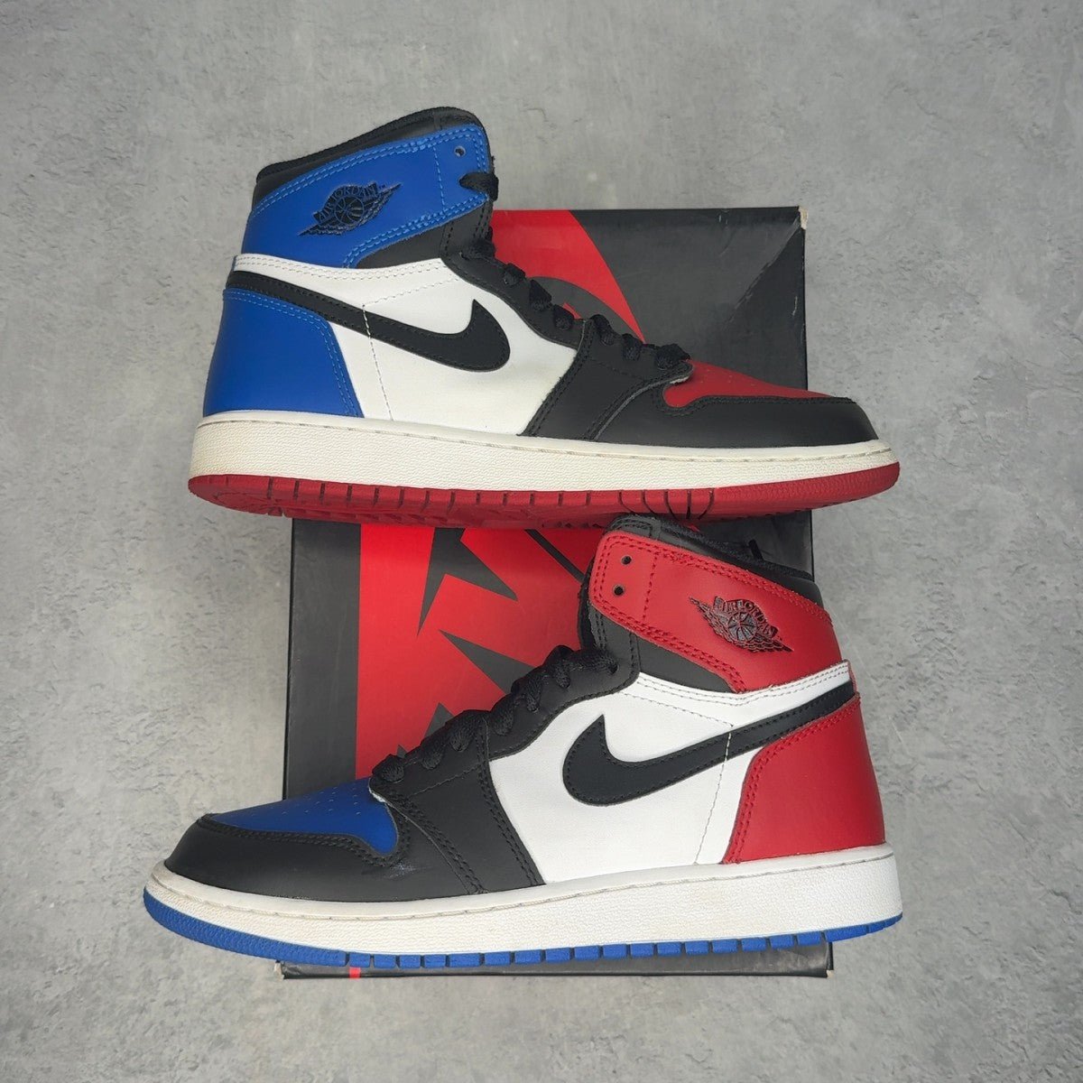 Jordan 1 Retro Top 3 (GS) 6Y (Pre-Owned) - Kicks Collective PA - Jordan - 575441-026-6Y-PO-1 - Pre-Owned Sneakers - 6Y