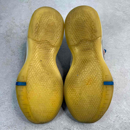 Nike Kobe AD Moon Particle *pre-owned* SIZE 8.5