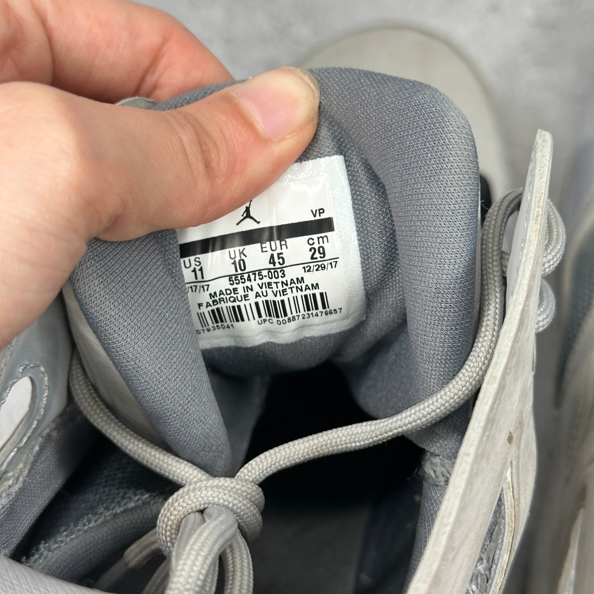 Jordan Flight Club '91 BG Wolf Grey *pre - owned* SIZE 11 - Kicks Collective PA - Jordan - 555472 - 003 - Men's Shoes - 11M/12.5W - Pre - Owned