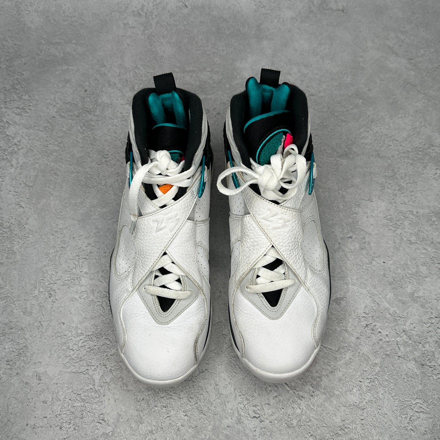 Jordan 8 Retro South Beach *pre-owned* SIZE 8