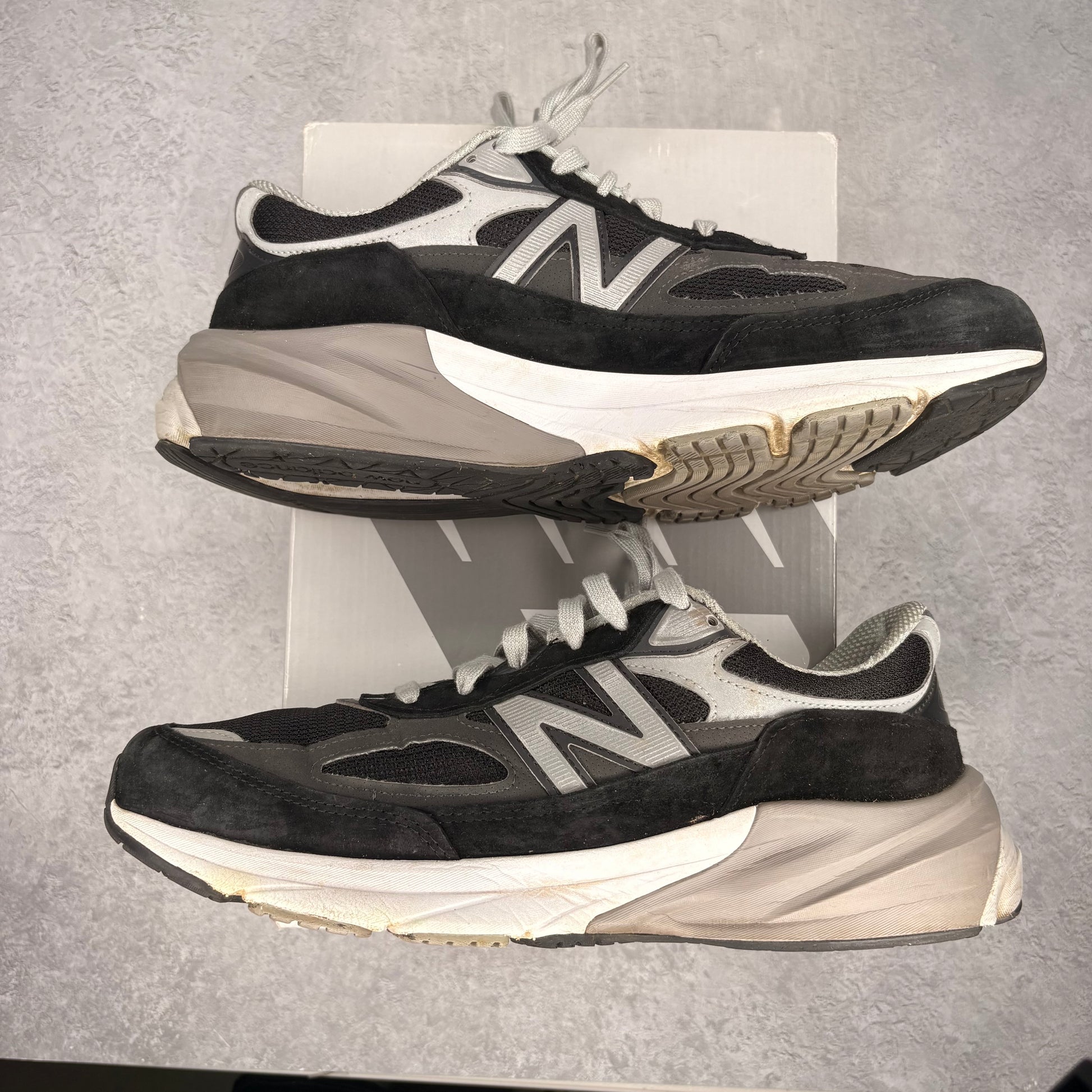 New Balance 990v6 MiUSA Black Grey White *pre-owned* SIZE 12