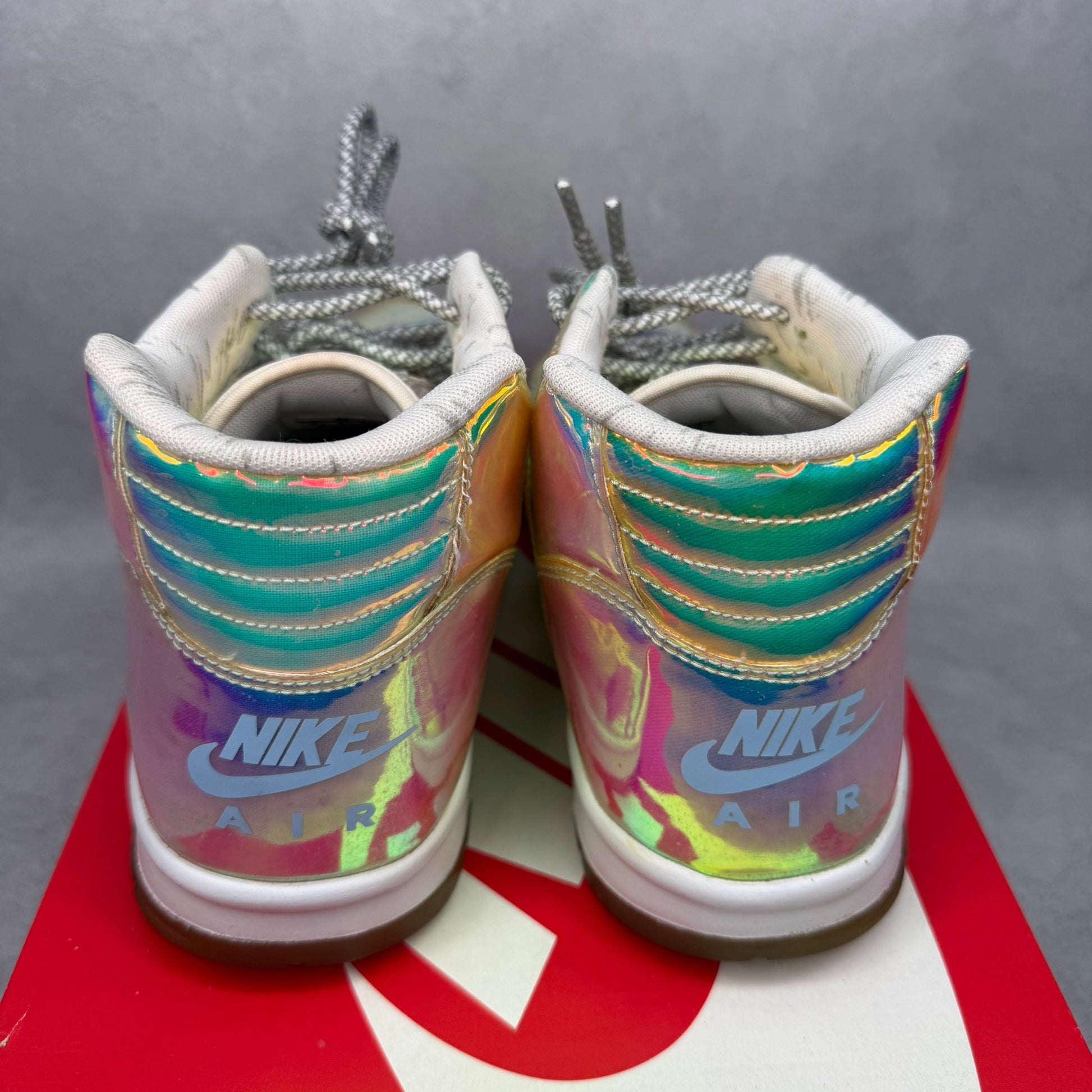 Nike Air Trainer 1 Super Bowl Hologram *pre - owned* SIZE 10.5 - Kicks Collective PA - Nike - 607081-900 - Men's Shoes - 10.5M/12W - Pre - Owned