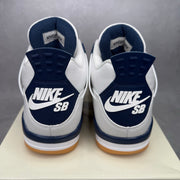 Jordan 4 Retro SB Navy *pre-owned* SIZE 9