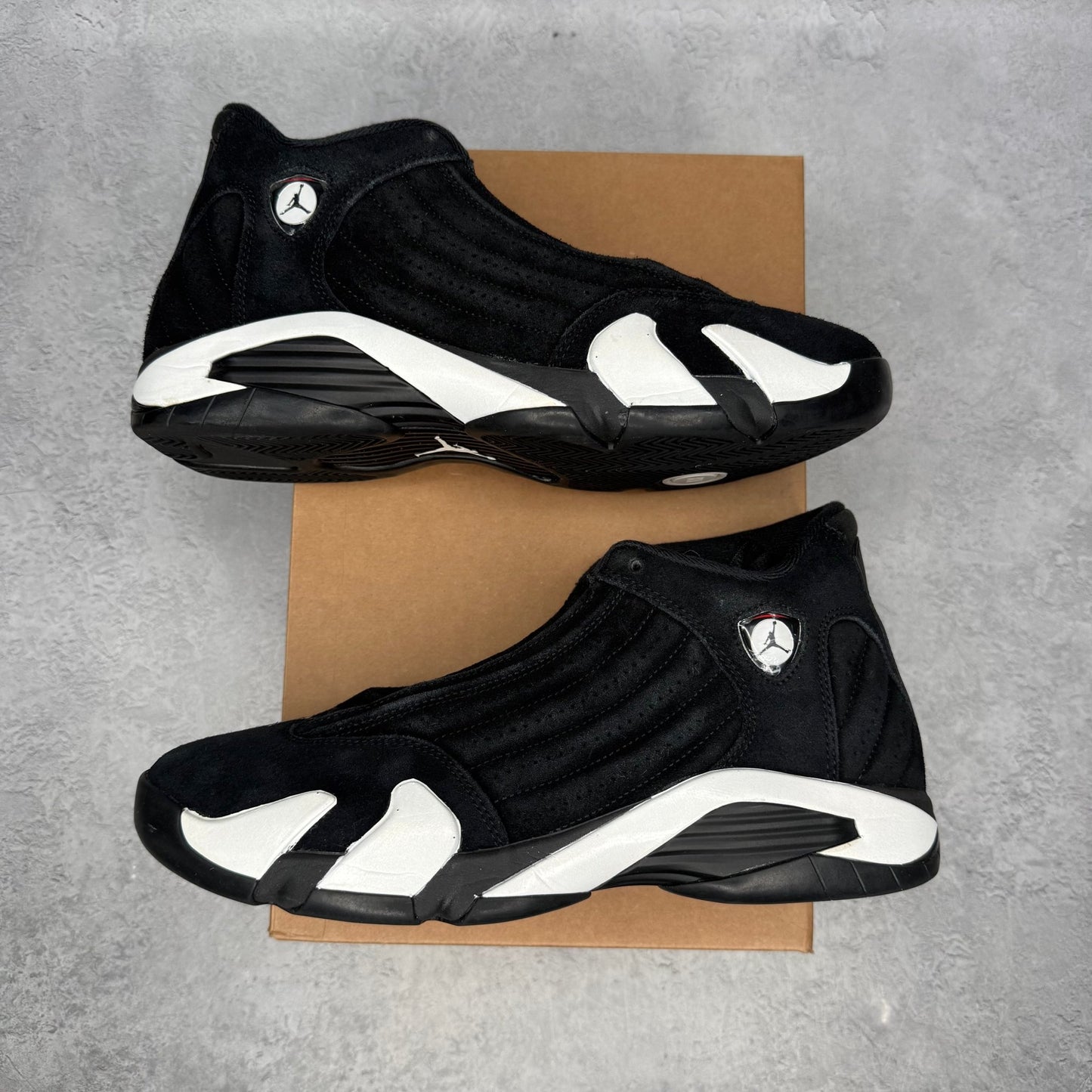 Jordan 14 Retro Black White *pre - owned* SIZE 10 - Kicks Collective PA - Jordan - 487471-016 - Men's Shoes - 10M/11.5W - Pre - Owned - No Box