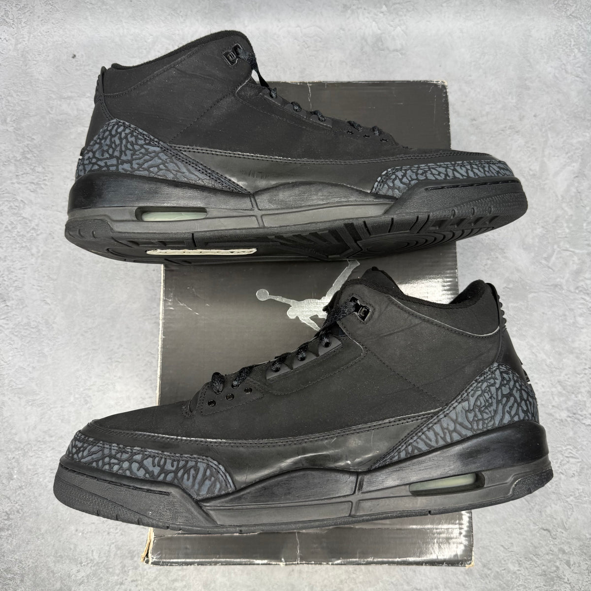 Jordan 3 Retro Black Cat (2007) *pre-owned* SIZE 15