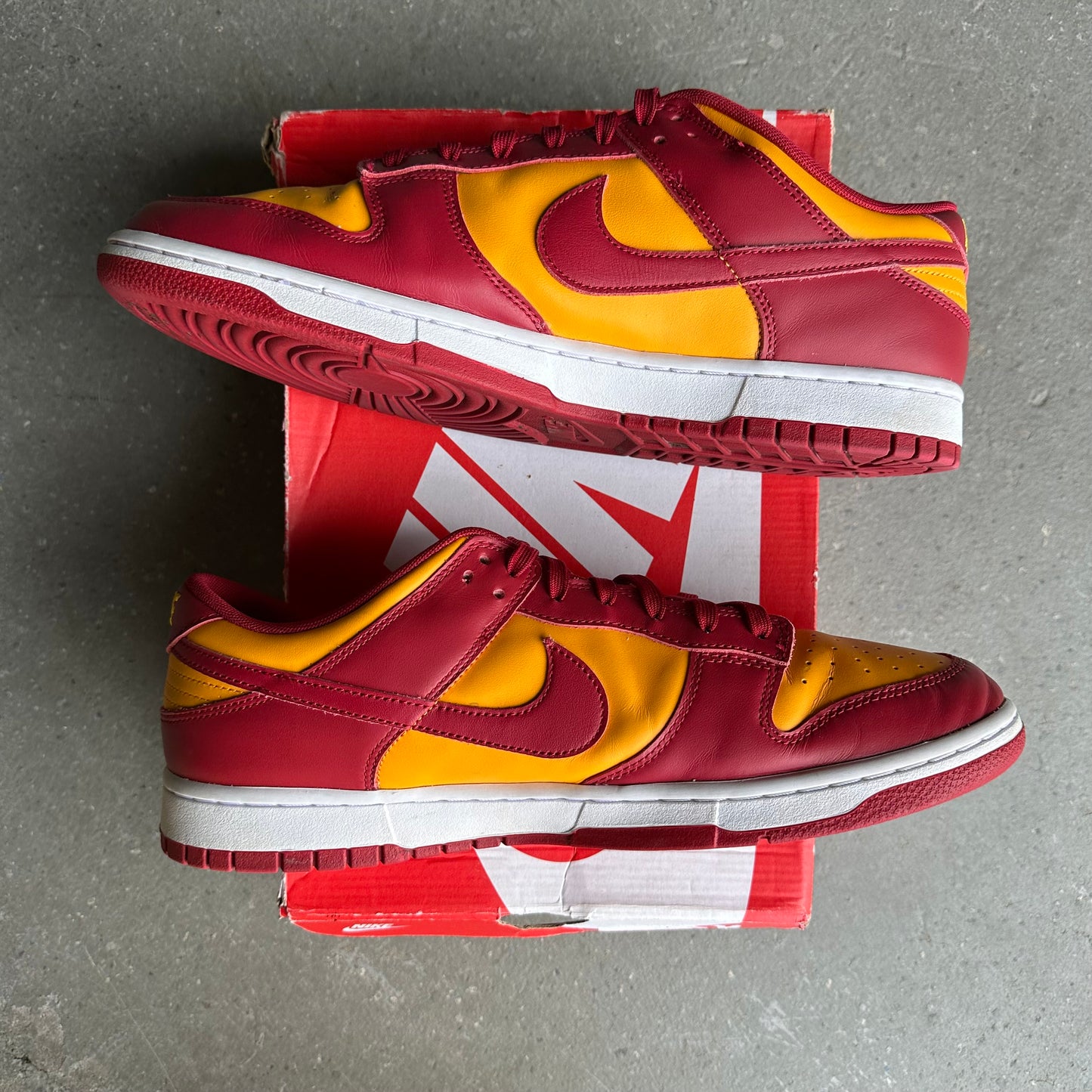 Nike Dunk Low Midas Gold *pre-owned* (SIZE 14)