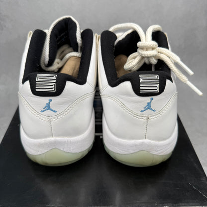 Jordan 11 Retro Low Legend Blue *pre-owned* SIZE 10.5