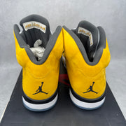 Jordan 5 Retro Tokyo T23 (2025) *pre-owned* SIZE 9.5