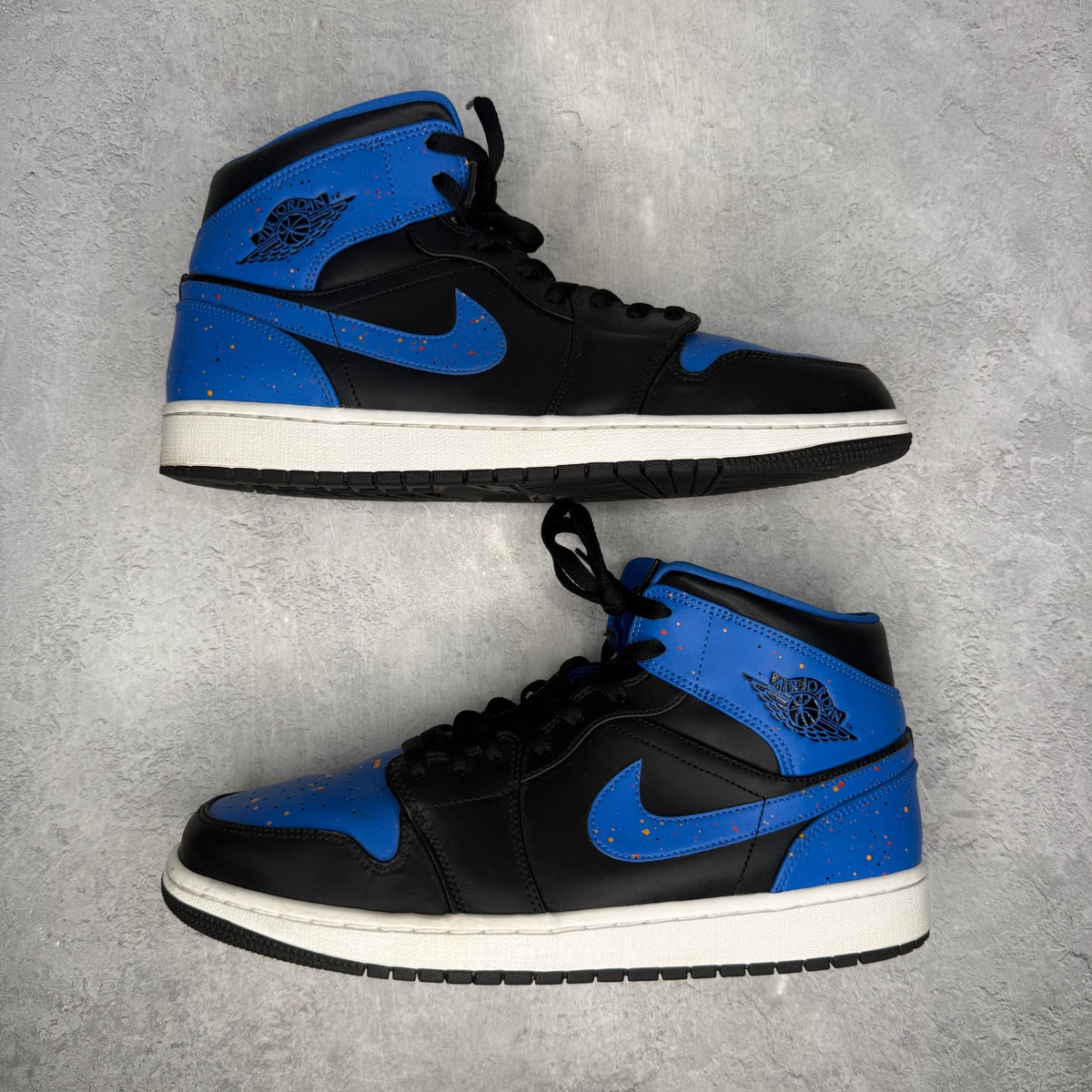 Jordan 1 Mid Royal Paint Splatter *pre-owned* SIZE 12 - Kicks Collective PA - Jordan - 554724-048 - Men's Shoes - 12M/13.5W - Pre-Owned - No Box