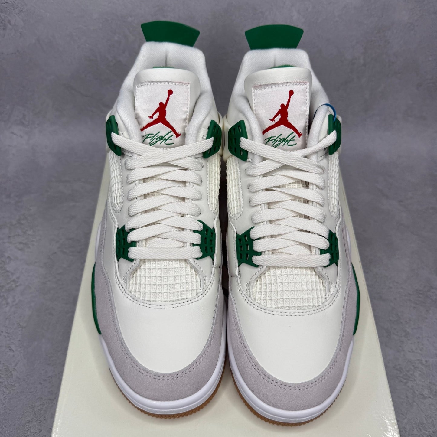 Jordan 4 Retro SB Pine Green - Kicks Collective PA - Jordan - DR5415-103 - Men's Shoes - 9M/10.5W - Brand New - Original Box (Damaged)