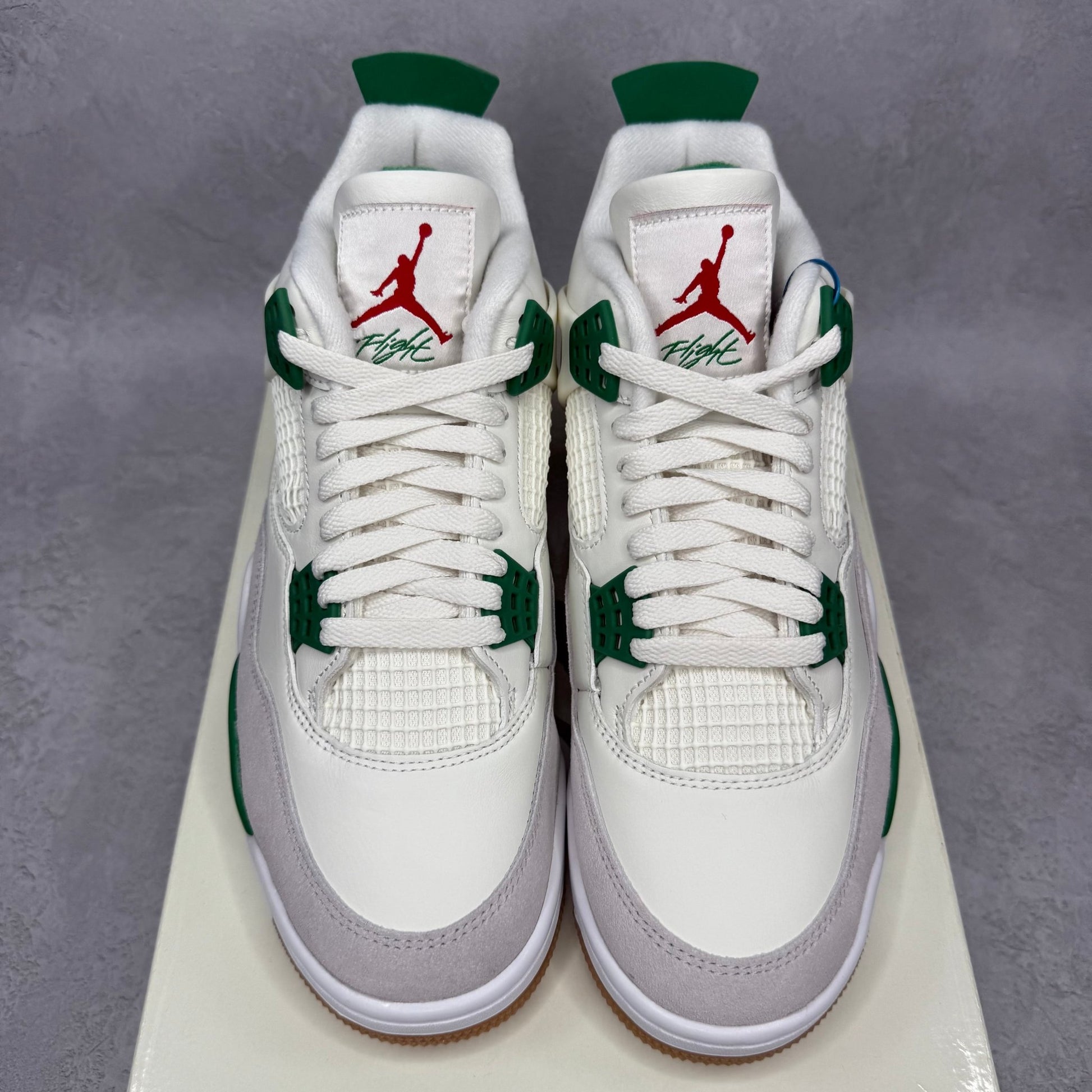 Jordan 4 Retro SB Pine Green - Kicks Collective PA - Jordan - DR5415-103 - Men's Shoes - 9M/10.5W - Brand New - Original Box (Damaged)
