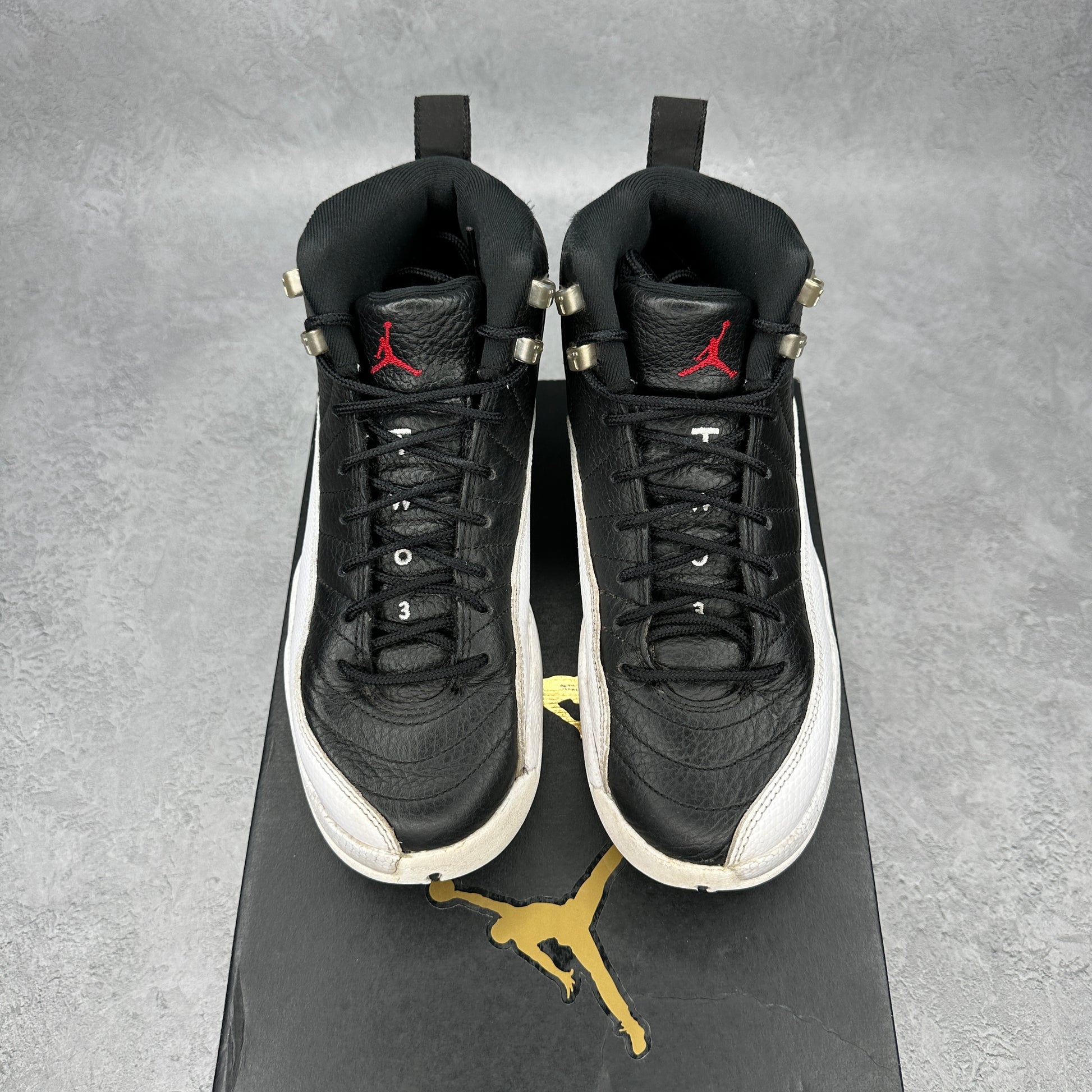 Jordan 12 Retro Playoffs (2022) (GS) *pre-owned* SIZE 6.5Y