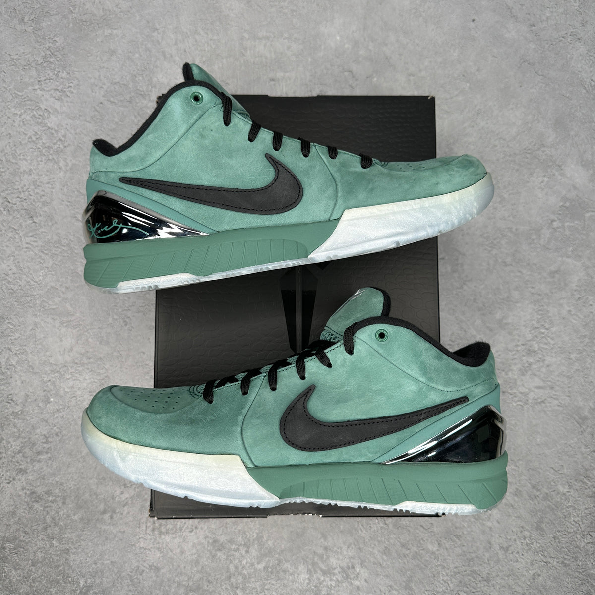 Nike Kobe 4 Protro Girl Dad *pre-owned* SIZE 10