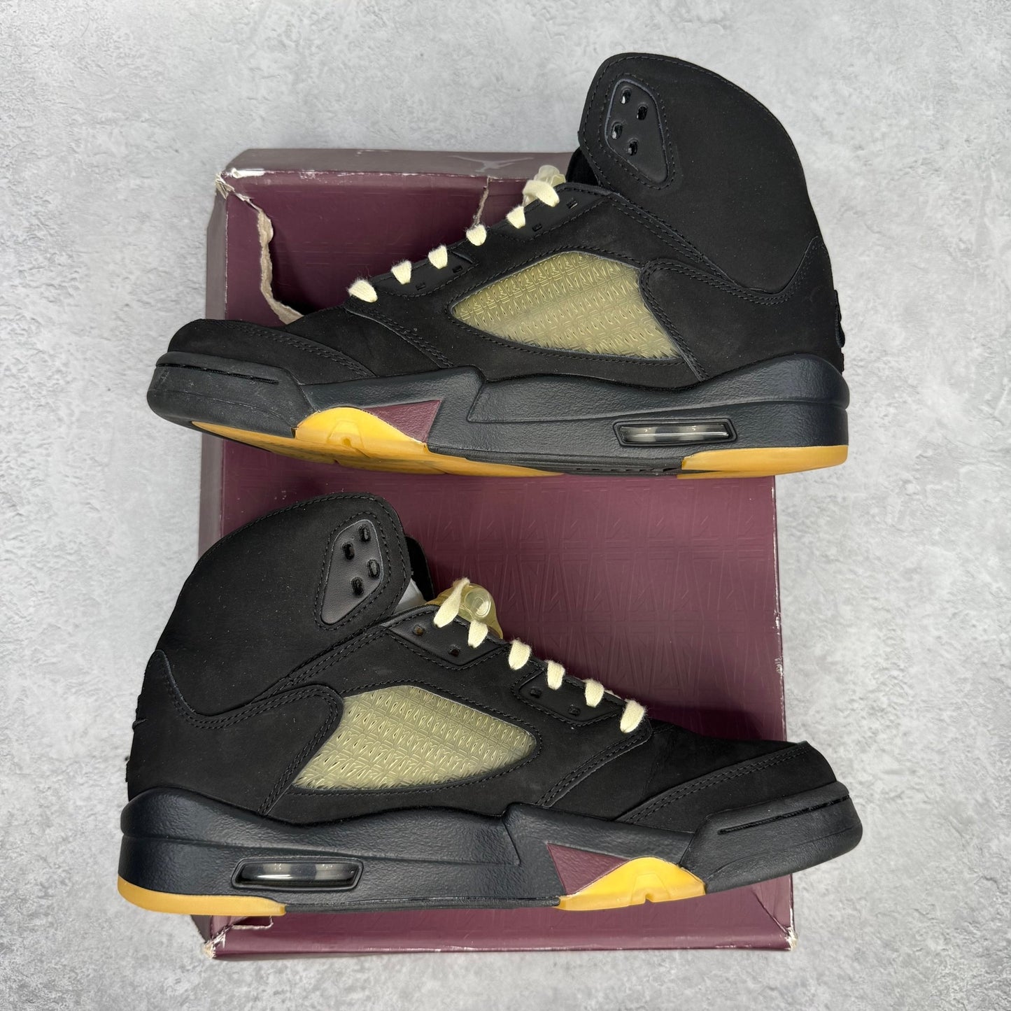 Jordan 5 Retro A Ma Maniére Dusk *pre - owned* SIZE 9 - Kicks Collective PA - Jordan - FD1330 - 001 - Men's Shoes - 9M/10.5W - Pre - Owned