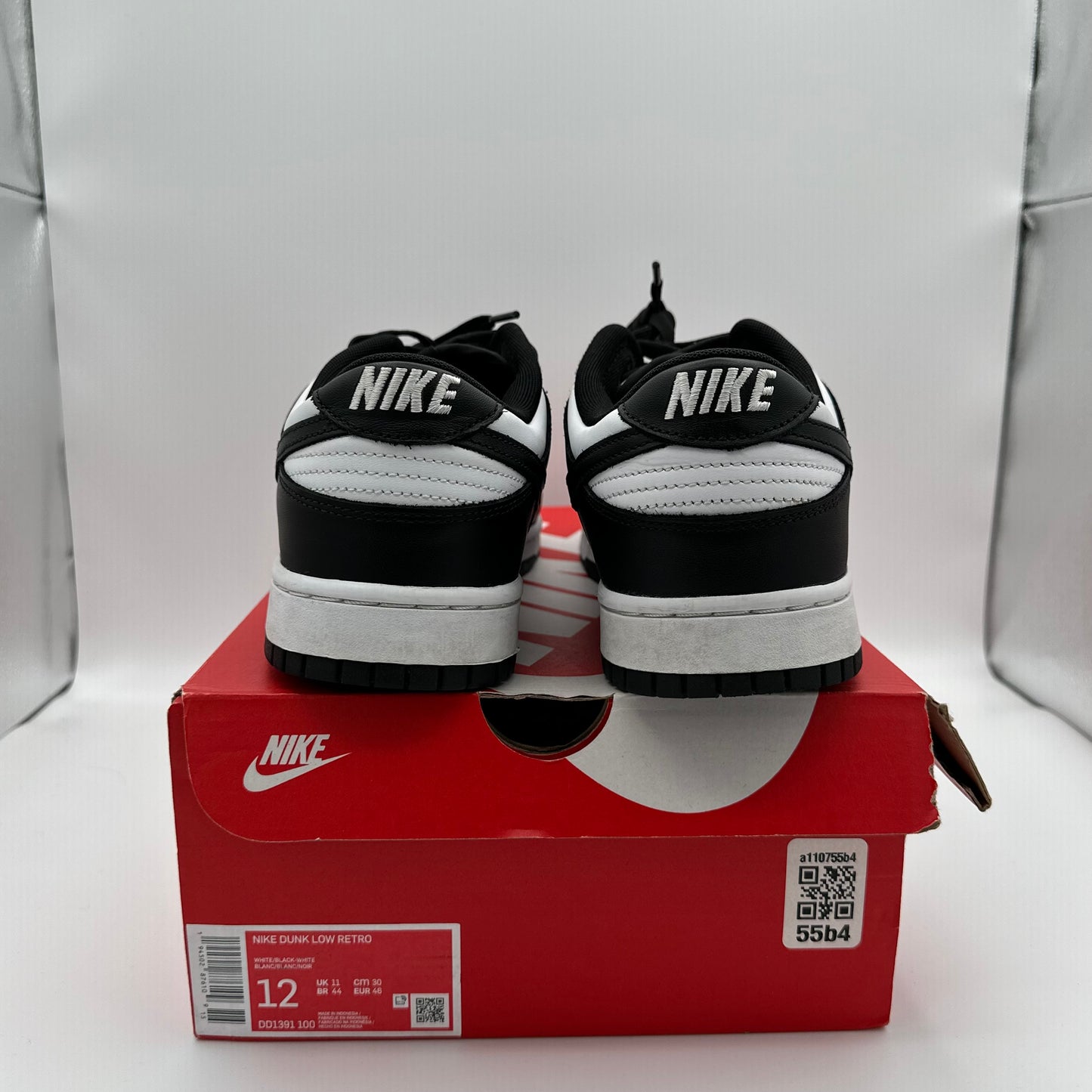 Nike Dunk Low Retro White Black Panda *pre-owned* (SIZE 12)