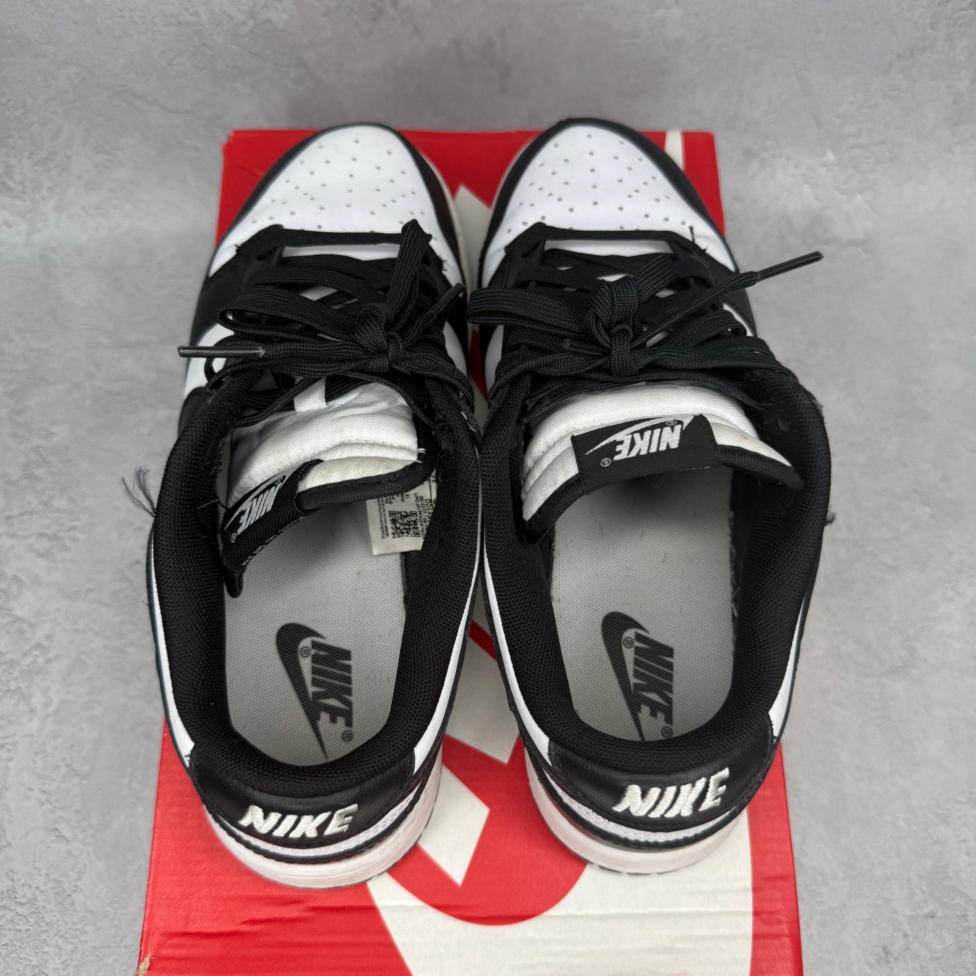 Nike Dunk Low Retro White Black Panda *pre-owned* SIZE 7