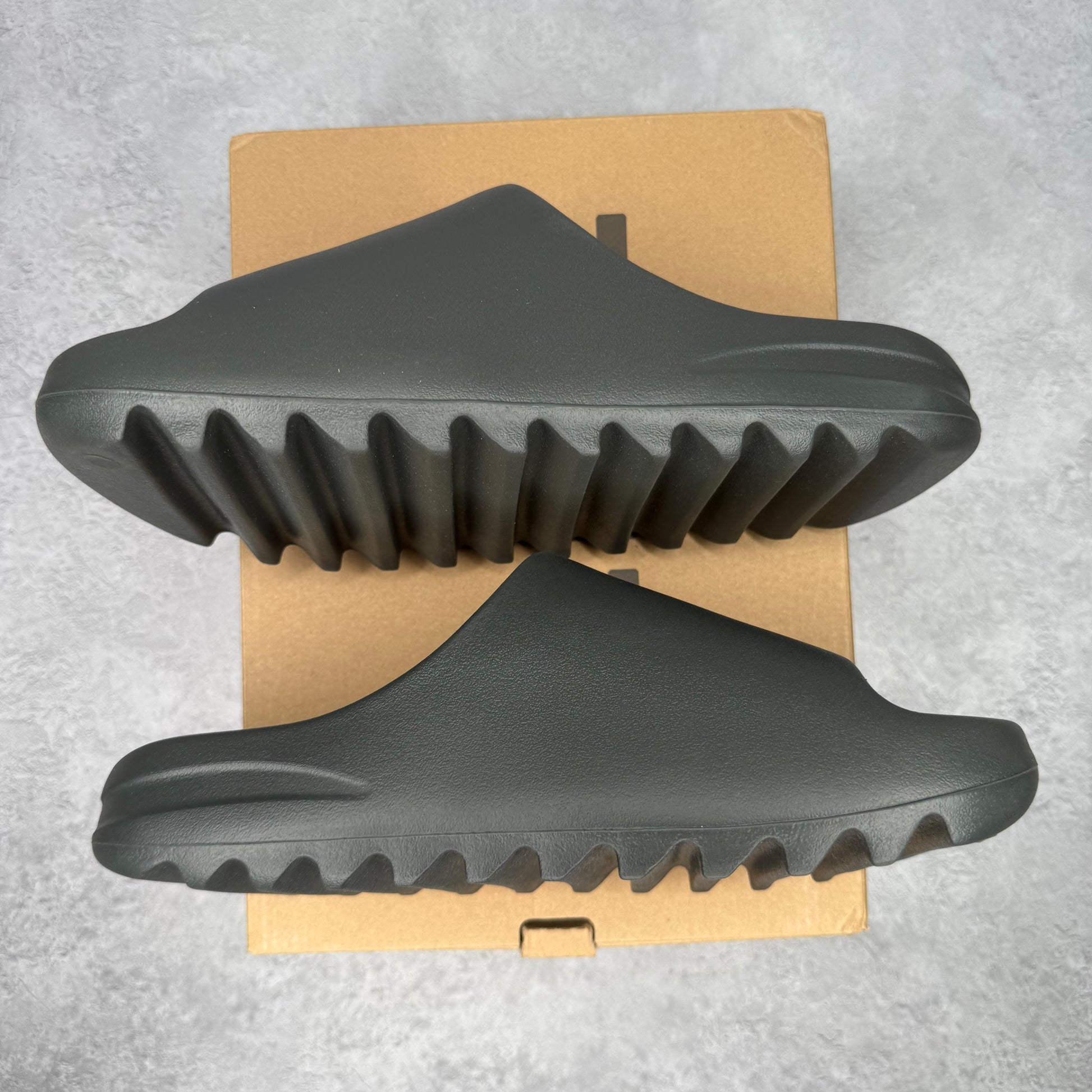 adidas Yeezy Slide Dark Onyx