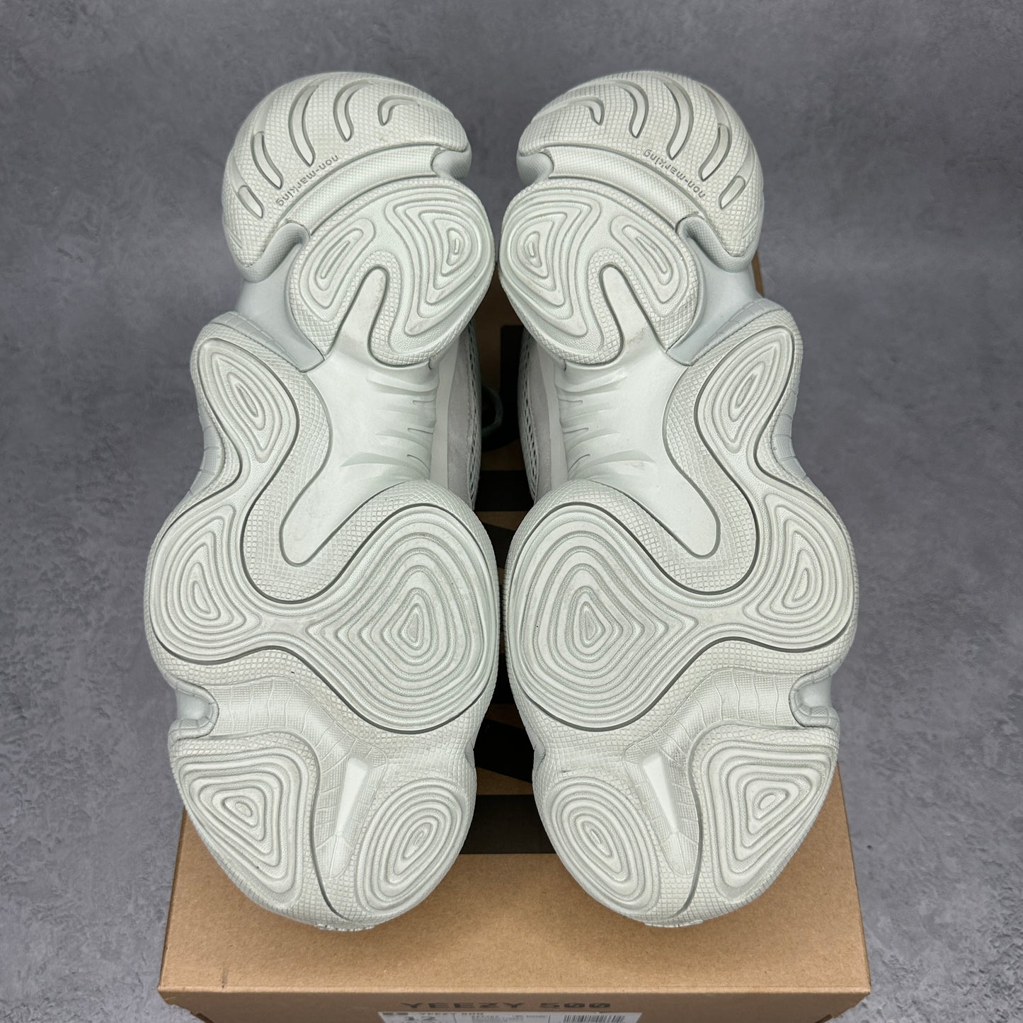 adidas Yeezy 500 Salt VNDS *pre-owned* SIZE 12