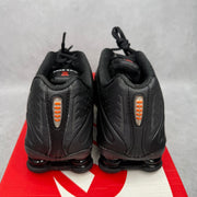 Nike Shox R4 Black (Women's) *pre - owned* SIZE 7W - Kicks Collective PA - Nike - AR3565-004 - Women's Shoes - 5.5M/7W - Pre - Owned