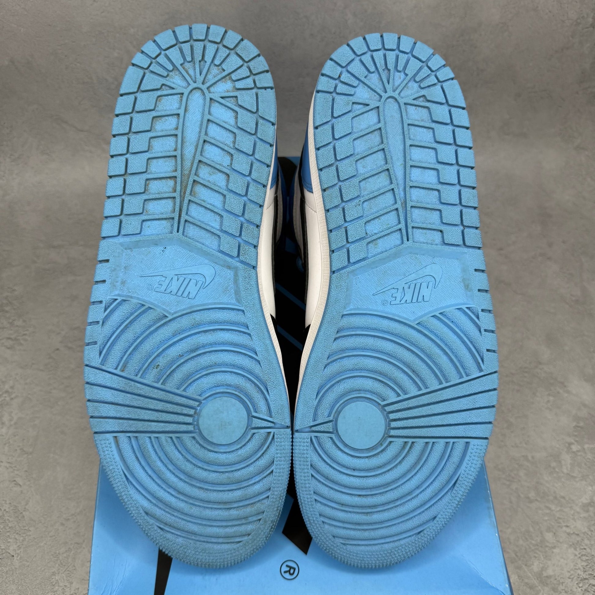Jordan 1 Retro High OG UNC Toe *pre - owned* SIZE 11 - Kicks Collective PA - Jordan - DZ5485-400 - Men's Shoes - 11M/12.5W - Pre - Owned