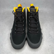 Jordan 9 Retro Dark Charcoal University Gold *pre-owned* SIZE 9.5