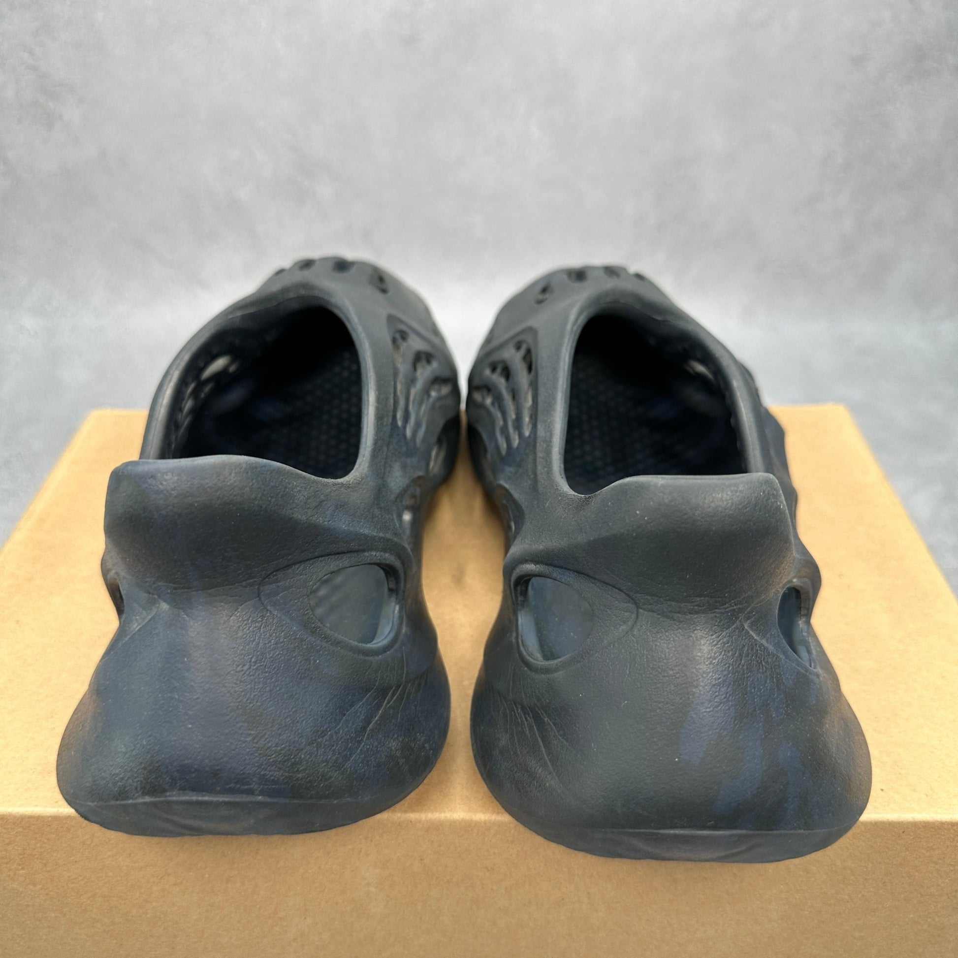 adidas Yeezy Foam RNNR Mineral Blue *pre - owned* SIZE 11 - Kicks Collective PA - adidas - GV7903 - Men's Shoes - 11M/12.5W - Pre - Owned