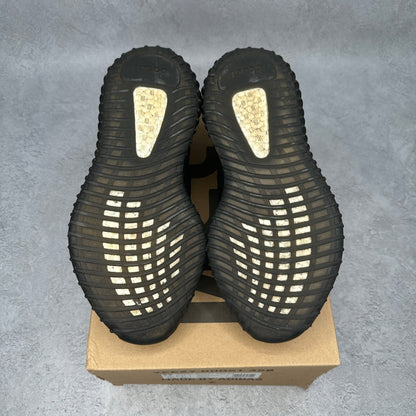adidas Yeezy Boost 350 V2 Black Red *pre-owned* SIZE 8