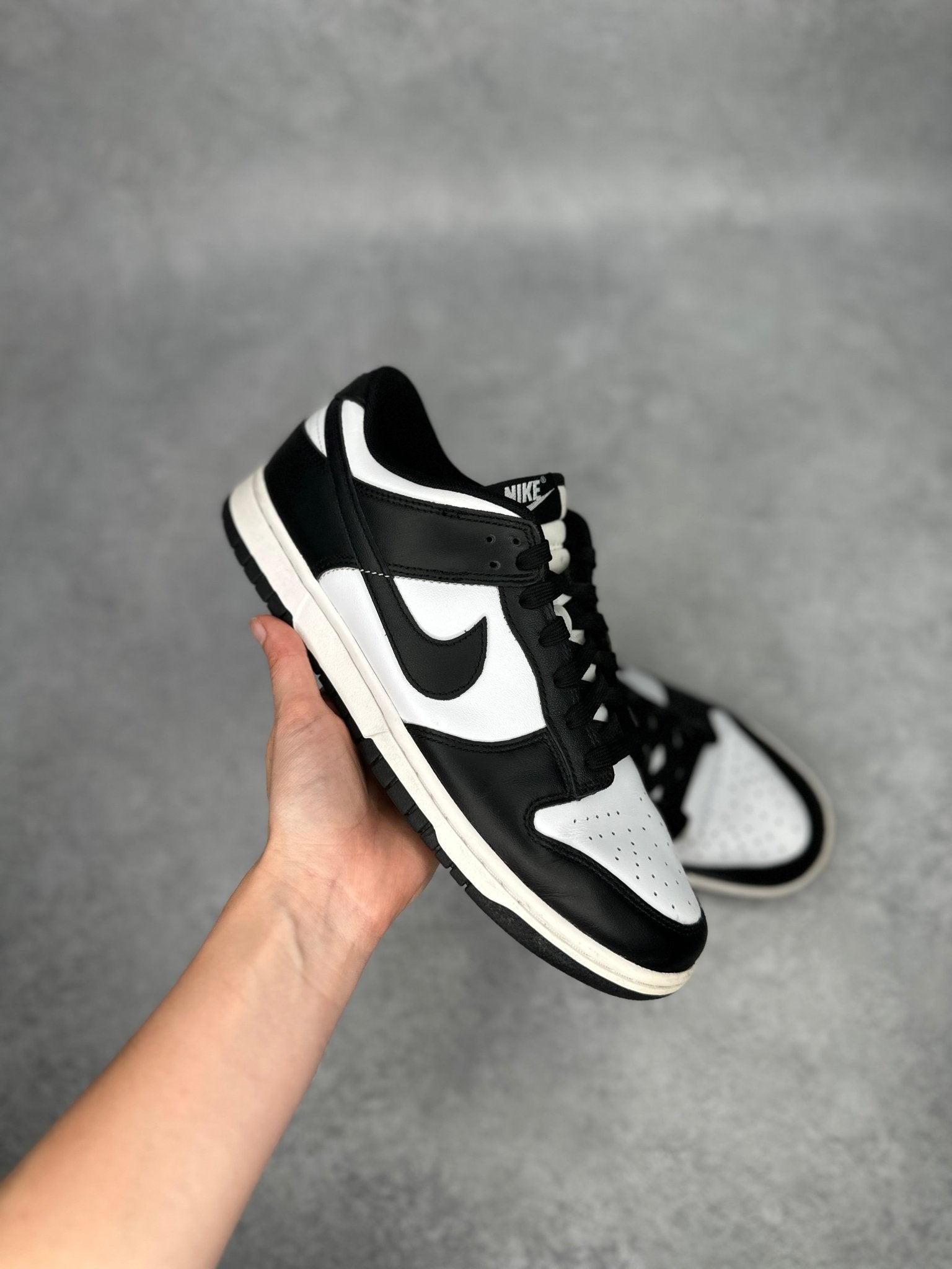 Nike Dunk Low Retro White Black Panda *pre - owned* SIZE 8 - Kicks Collective PA - Nike - DD1391 - 100 - Men's Shoes - 8M/9.5W - Pre - Owned