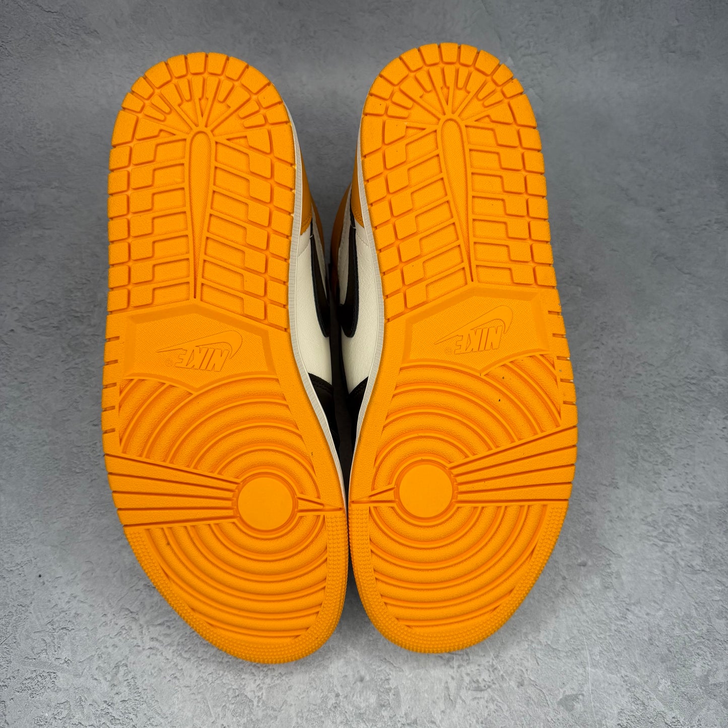 Jordan 1 Retro High OG Taxi