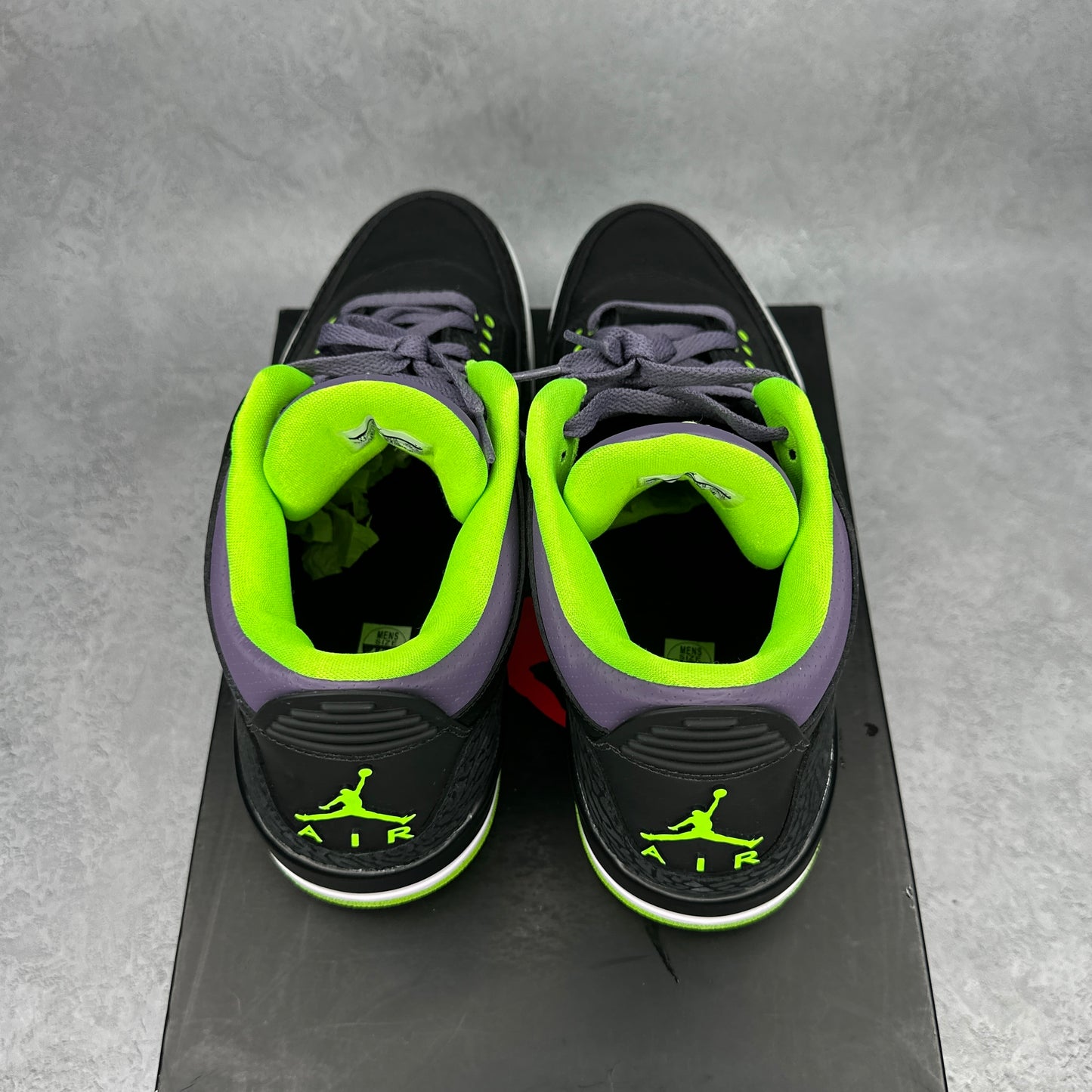 Jordan 3 Retro Joker *pre-owned* SIZE 11.5