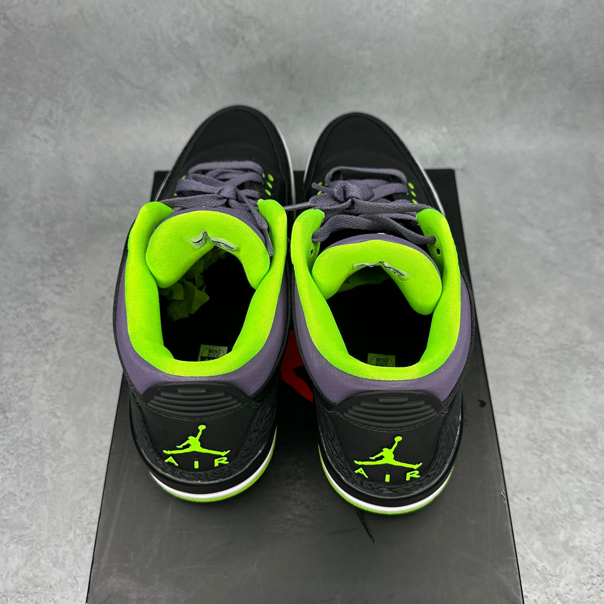 Jordan 3 Retro Joker *pre-owned* SIZE 11.5