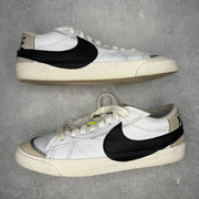 Nike Blazer Low 77 Jumbo White Black Sail *pre-owned* SIZE 11