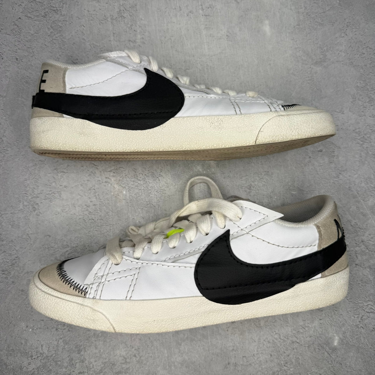 Nike Blazer Low 77 Jumbo White Black Sail - Image 1