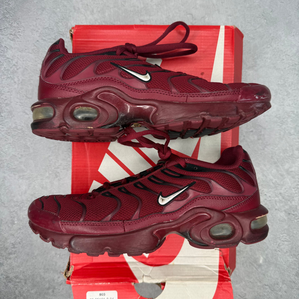 Nike Air Max Plus Team Red (GS) *pre-owned* SIZE 6.5Y