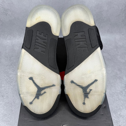 Jordan 5 Retro Black Metallic (2016) *pre - owned* SIZE 11 - Kicks Collective PA - Jordan - 845035-003 - Men's Shoes - 11M/12.5W - Pre - Owned