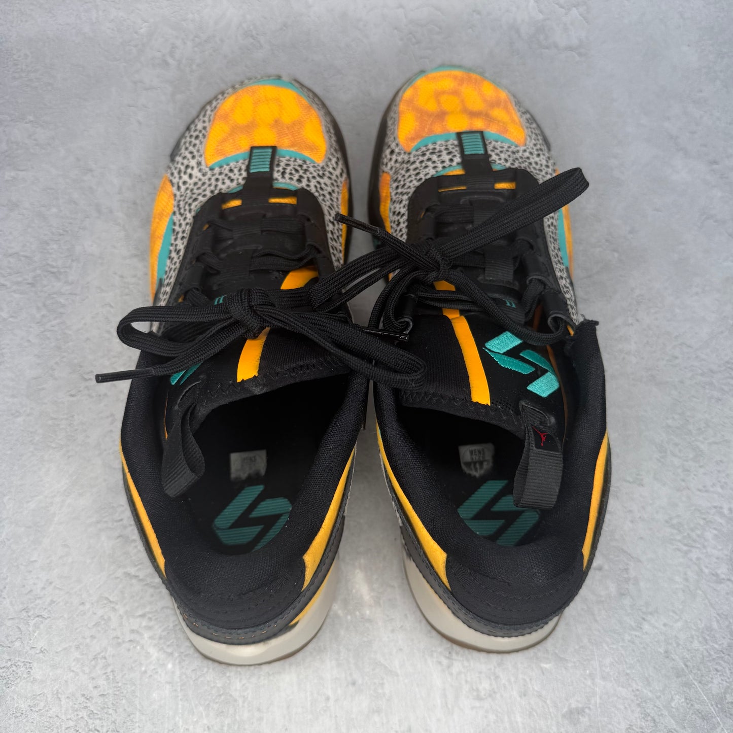 Jordan Luka 2 The Pitch *pre-owned* SIZE 11.5
