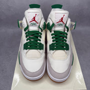 Jordan 4 Retro SB Pine Green *pre-owned* SIZE 10