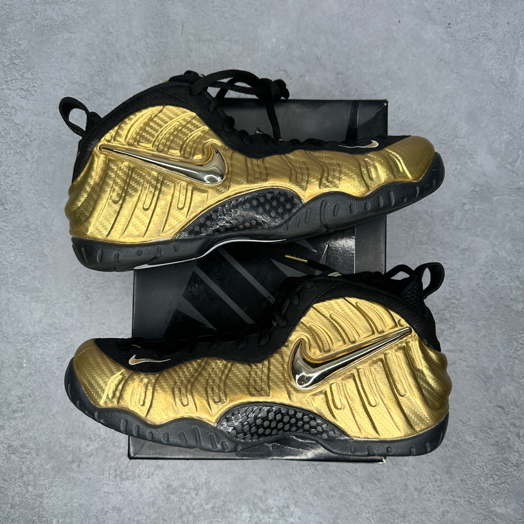 Nike Air Foamposite Pro Metallic Gold *pre-owned* SIZE 11