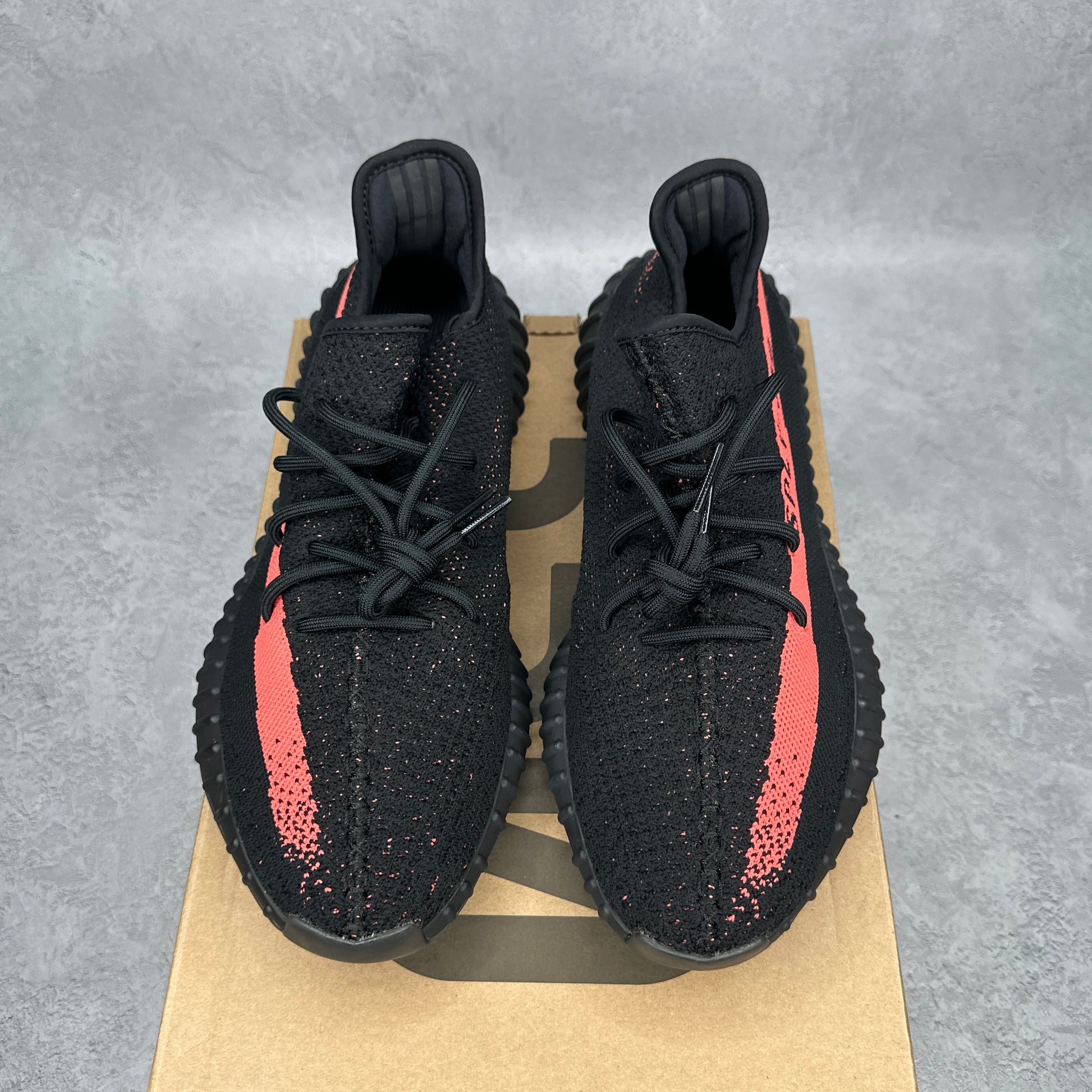 adidas Yeezy Boost 350 V2 Core Black Red VNDS *pre-owned* SIZE 12