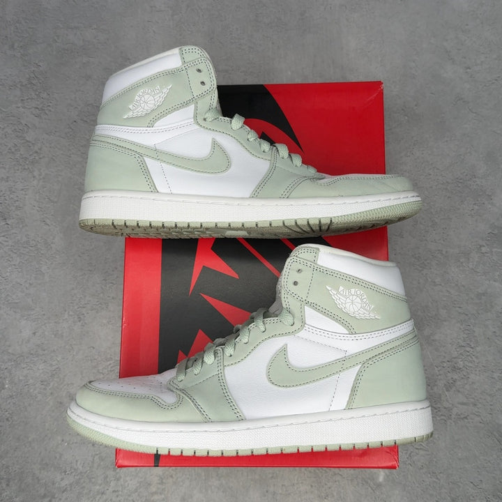 Jordan 1 Retro High OG Seafoam (Women's) 10.5W (Pre-Owned) - Kicks Collective PA - Jordan - CD0461-002-10.5W-PO-2 - Pre-Owned Sneakers - 10.5W