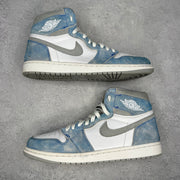 Jordan 1 Retro High Hyper Royal Smoke Grey *pre-owned* SIZE 10