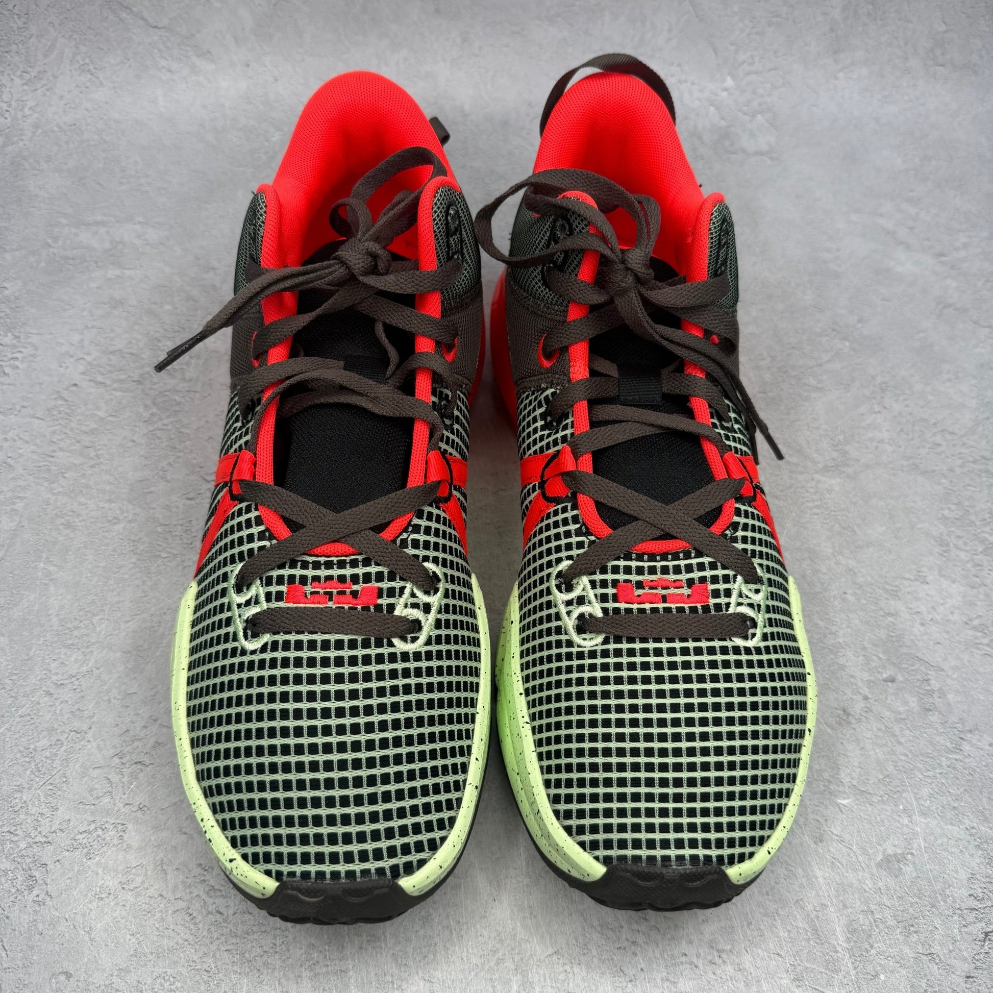 Nike LeBron Witness 8 Bright Crimson Alligator *pre - owned* SIZE 12 - Kicks Collective PA - Nike - DM1123-001 / DM1122-001 - Men's Shoes - 12M/13.5W - Pre - Owned - No Box